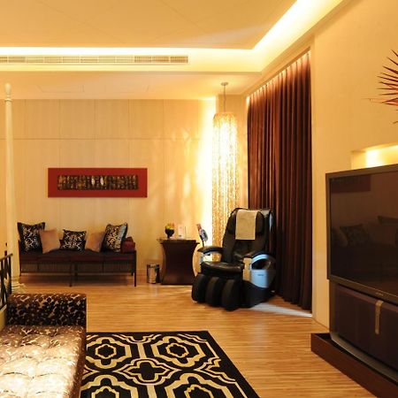 Sunshine Motel Taichung Dış mekan fotoğraf