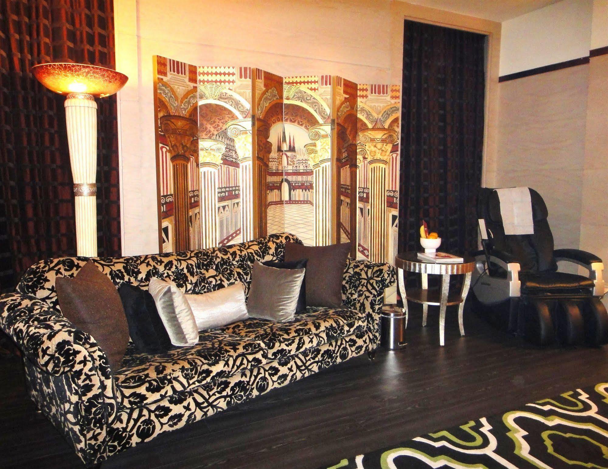Sunshine Motel Taichung Dış mekan fotoğraf
