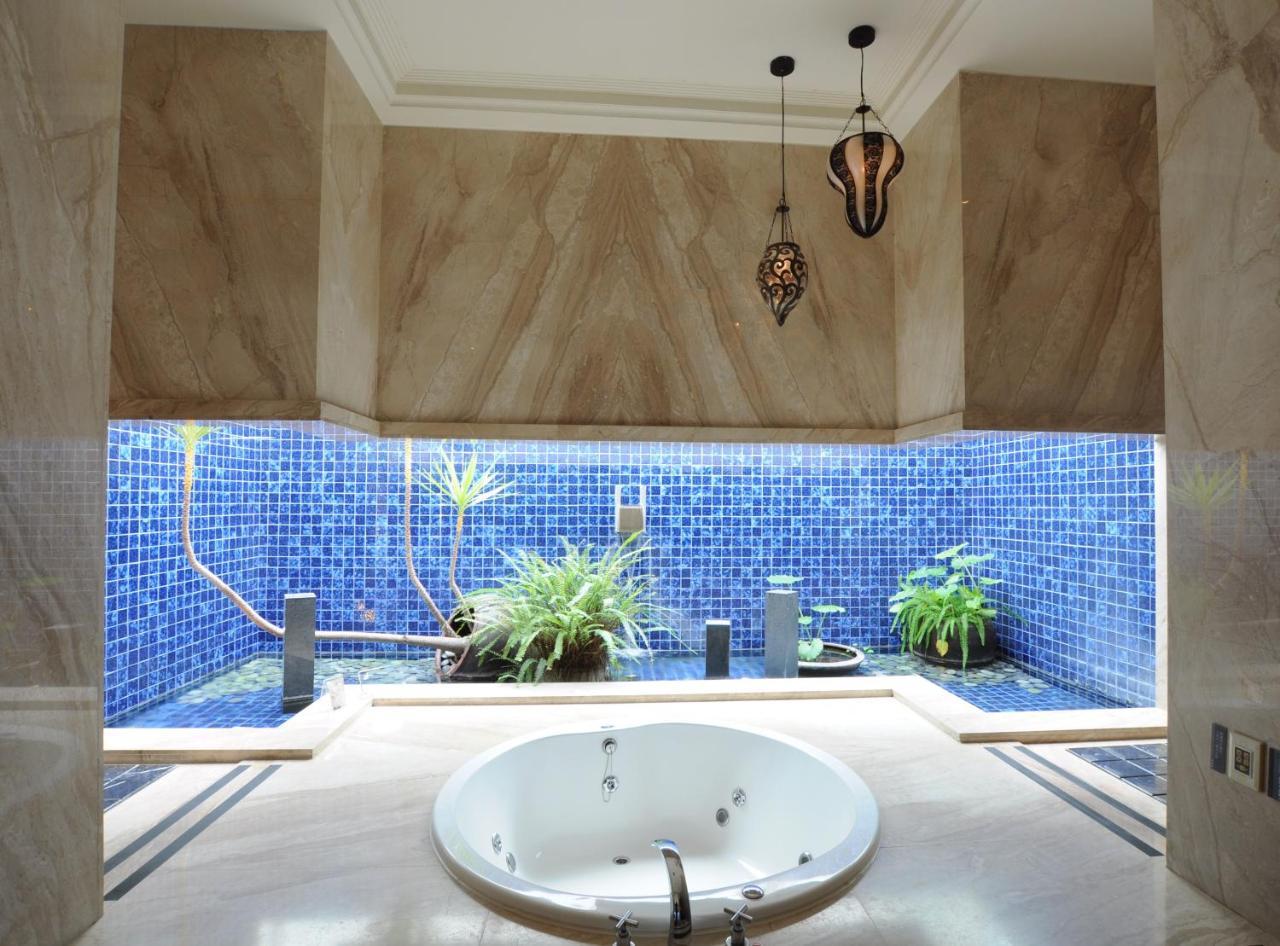 Sunshine Motel Taichung Dış mekan fotoğraf